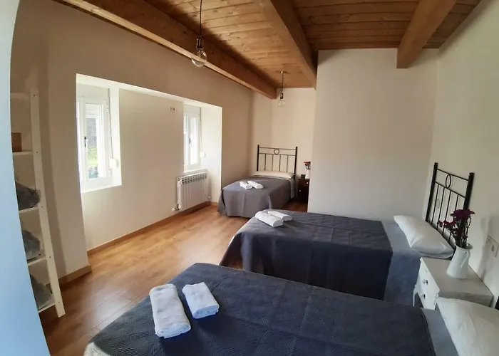 بيت ضيافة Casa Perdigueira Castromayor